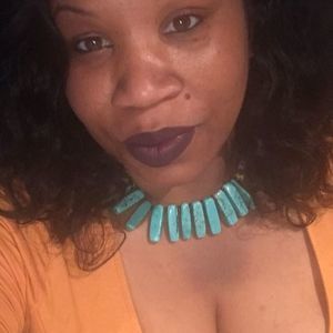 Meet your Posher, Unique